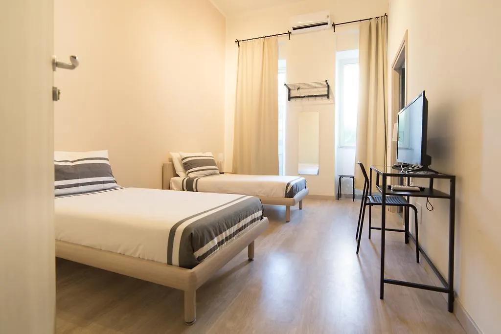 Romano Rooms Catania Bed & Breakfast